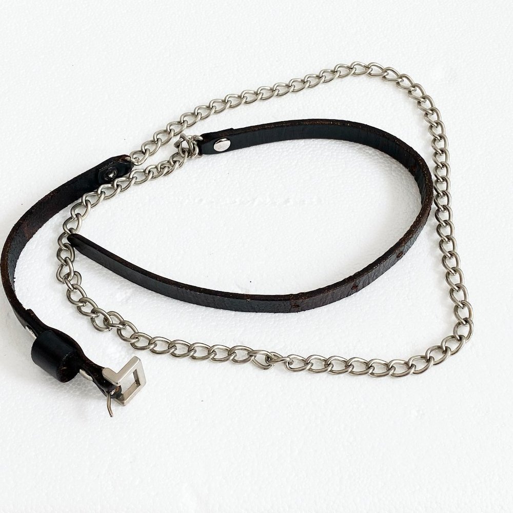 VINTAGE LEATHER AND CHAIN BELT - Picture 2 of 6